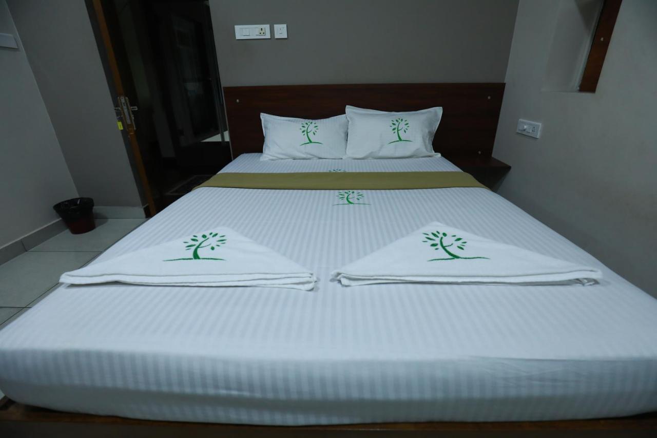 The Ideal Nest Kumbakonam Bagian luar foto